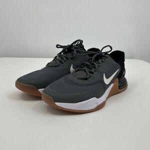 NWT Nike DM0829-008 Black White Swoosh Gum Sole Sneakers US 10